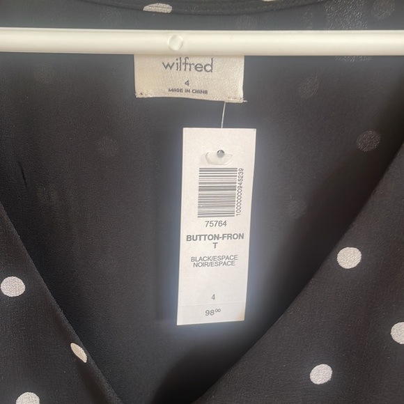 Wilfred Aritzia Button-Frount Blouse - Picture 4 of 4